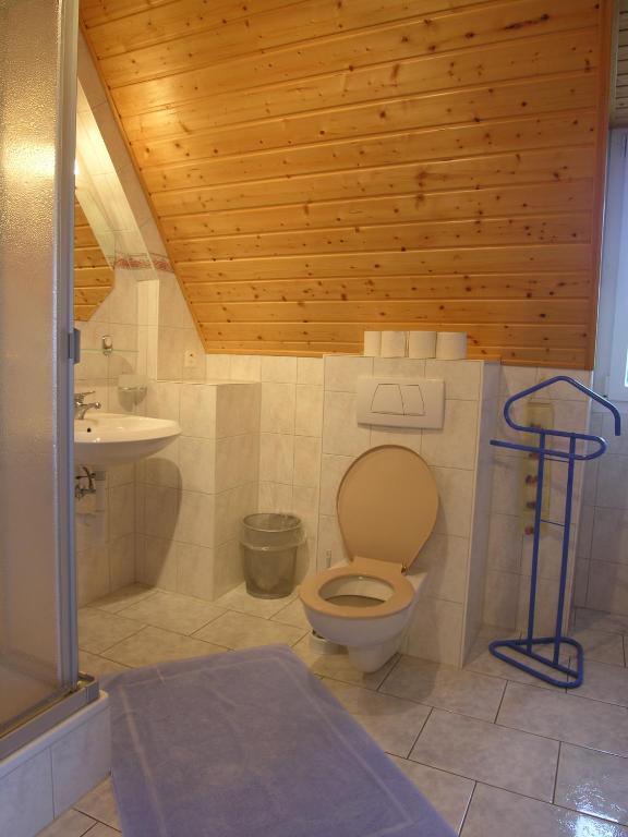 Hotel Acacia Marly-le-Grand